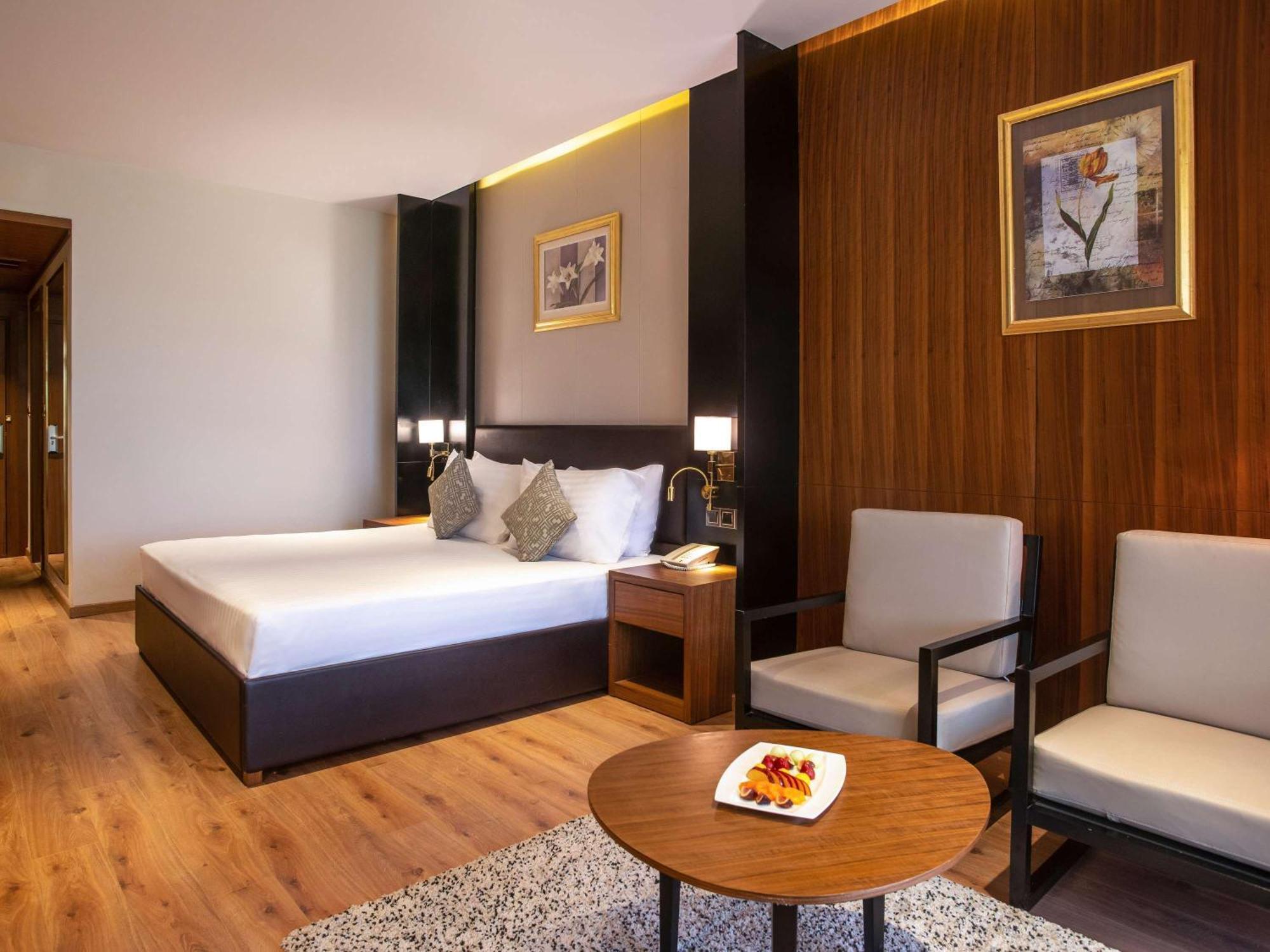 Moevenpick Hotel Cairo - Media City Giza Экстерьер фото Deluxe Room