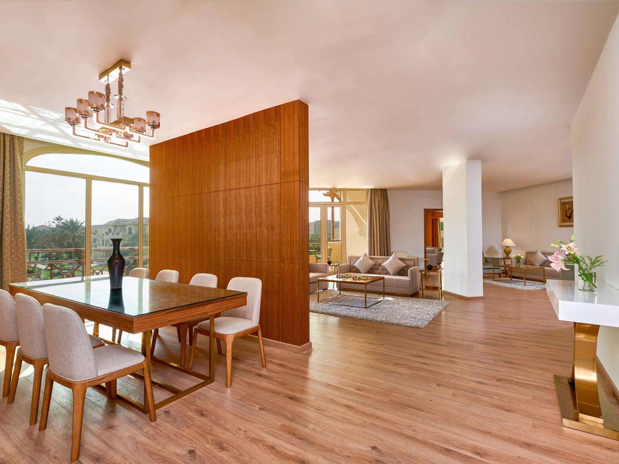 Moevenpick Hotel Cairo - Media City Giza Экстерьер фото A 3D rendering of a living room