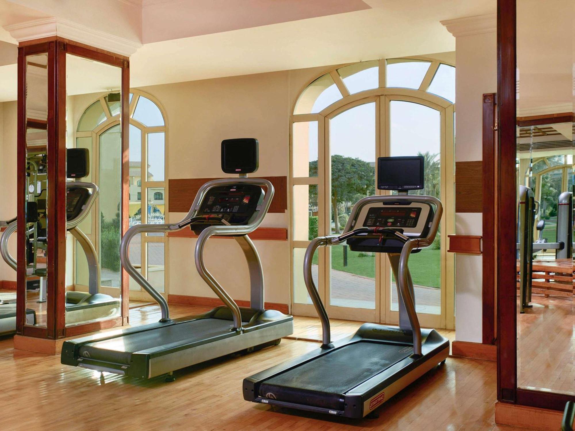 Moevenpick Hotel Cairo - Media City Giza Экстерьер фото Treadmills